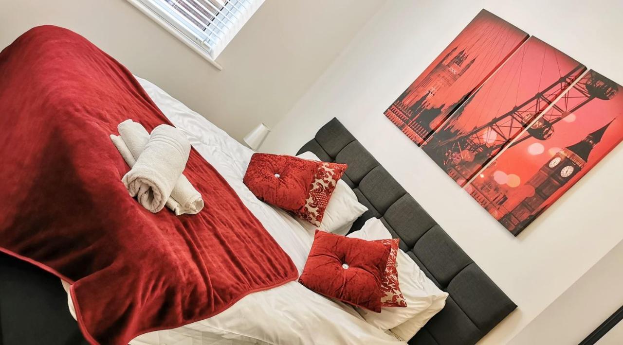 J Quarter - Sleeps 5 Long Term & Families Comfortably, 4 Beds, 2 Bathrooms Birmingam Exterior foto